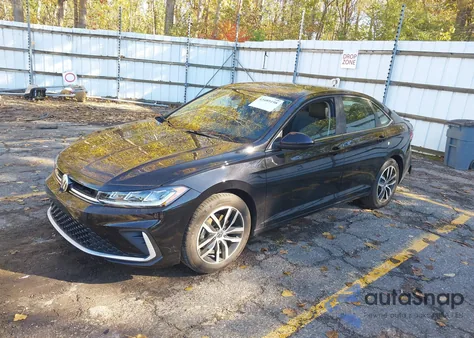 2025 Volkswagen Jetta 1.5T Se из США, поврежденный, VIN 3VW7X7BU8SM090630